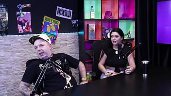 Bruna carlos e matheus caetano no top cast parte 1 a putaria que pegou fogo na mesa do podcast Bruna carlos e matheus caetano no top cast parte 1 a putaria que pegou fogo na mesa do podcast