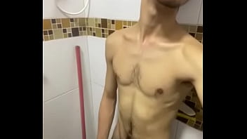 Garoto querendo alguém pra conversar