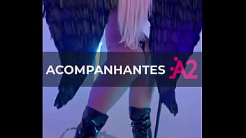 Gostosa quer dar uma longa e boa batida em voce