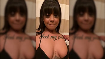 Putting my butt plug in my booty