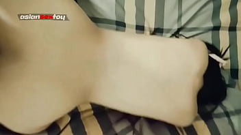 Amateur asian girl fucked and cummed on hairy pussy