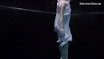 Super hot and sexy swimming skills