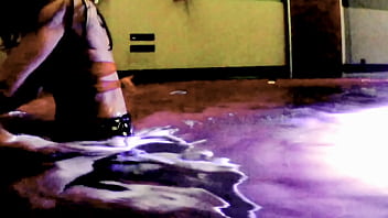 I fucked a stranger in the hot tub and let him cum inside my pussy