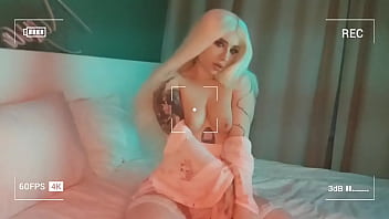 Cute geisha decided to play