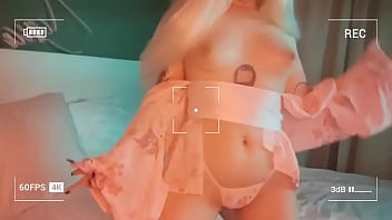 Cute geisha decided to play