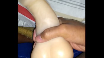 Gozando com o brinquedo