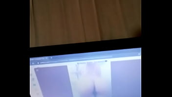 Masturbación en honor a a miga de twitter