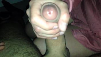 Young girl handjob ela diz vais te sujar