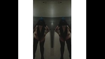 Bailo Para Ti En Poca Ropa thumbnail