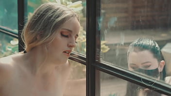 Divided sexy charlie forde & astrid love masturbate together