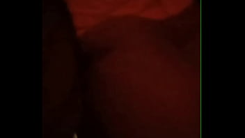 Esposa dá amiga de presente pro marido em uma noite incrível