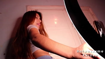 Her butthole is ready for this