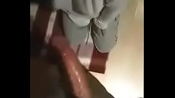 Cutie knows how to please her boyfriend