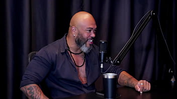 Fazia Atendimento Antes De Seu Expediente Ficou Nervosa Por Achar Que Iriam Comer Seu Cu Fez A Tatuagem Em Uma Suruba E A Sua Exposição Annie Clementine Watch Sheer Red thumbnail