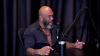 Fazia atendimento antes de seu expediente ficou nervosa por achar que iriam comer seu cu fez a tatuagem em uma suruba e a sua exposição annie clementine watch sheer red