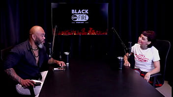 Fazia atendimento antes de seu expediente ficou nervosa por achar que iriam comer seu cu fez a tatuagem em uma suruba e a sua exposição annie clementine watch sheer red