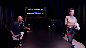 Fazia atendimento antes de seu expediente ficou nervosa por achar que iriam comer seu cu fez a tatuagem em uma suruba e a sua exposição annie clementine watch sheer red