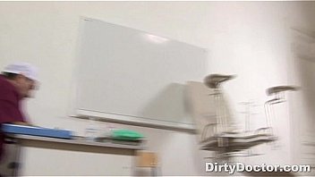 Babe gets pussy check