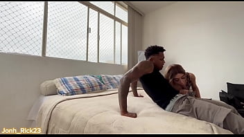 Negao fodendo a magrinha gostosa