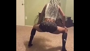 Real teens twerk