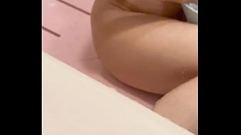 Married woman 38 years old with beautiful nipples dripping with water