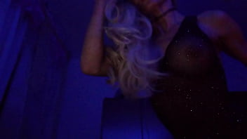 Hot babe with anal dildo