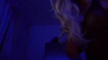 Hot babe with anal dildo