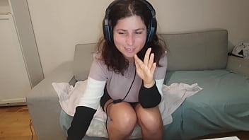 Squirt anal fingering from my hot stepsis