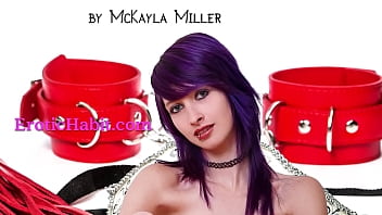 Hailee eats my pussy