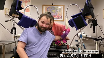 Raya nguyen sucks dick and gets fingered by doctor Raya nguyen sucks dick and gets fingered by doctor