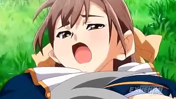 Joven estudiante recibe su primera corrida facial