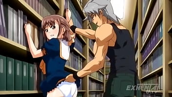 Joven estudiante recibe su primera corrida facial