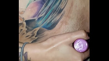 Vibrator penetration cum shot on pussy masterbating couples who get off