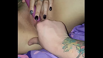 Vibrator penetration cum shot on pussy masterbating couples who get off