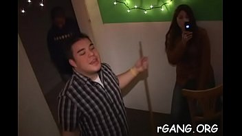 Chicks & dudes in group pleasure