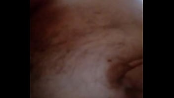 Masajeando Mis Tetas thumbnail