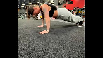 No girl pushups over here