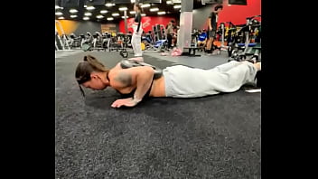 No girl pushups over here