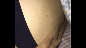 Jugando con la panochita de mi esposa playing with my wife’s pussy