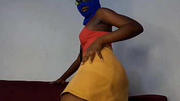 Puta morena golosa de buen culo