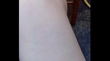 Gretala flash piedi gambe in giardino