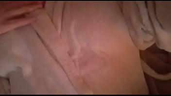 Mi novia enseñandose por whatsapp