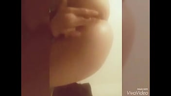 Spanish gf putting on a show