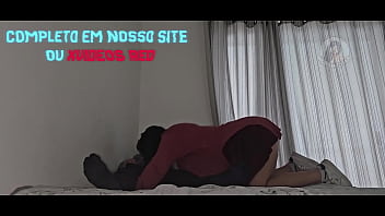 Marido filma e assiste sua esposa sendo fodida por amante pauzudo na sua propria cama Marido filma e assiste sua esposa sendo fodida por amante pauzudo na sua propria cama
