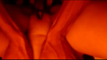 Gostosa filmando a foda bucetuda