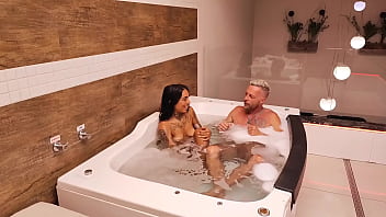 Hot chat and lots of dick in this hot brunette's ass and real cumshot from her screaming ass vagninho e nick niquita