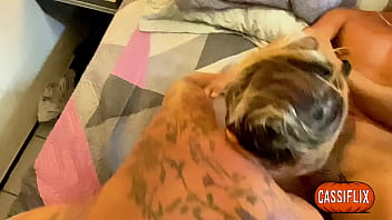 Bruxas safadas dando a bunda