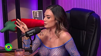 Alexia tells her sexual adventures