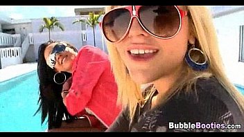 Amazing Teen Asses 061 thumbnail