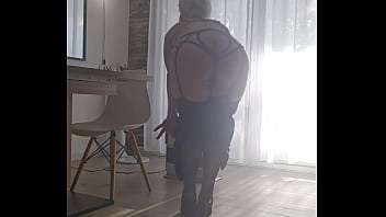 Tu sortirais avec moi dans cette tenue